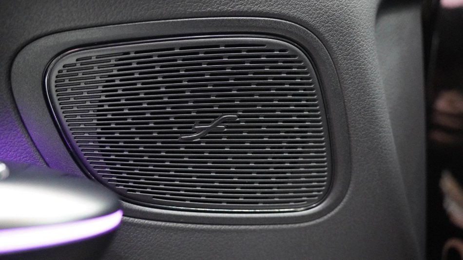 Hệ thống loa tiêu chuẩn với công suất 125w